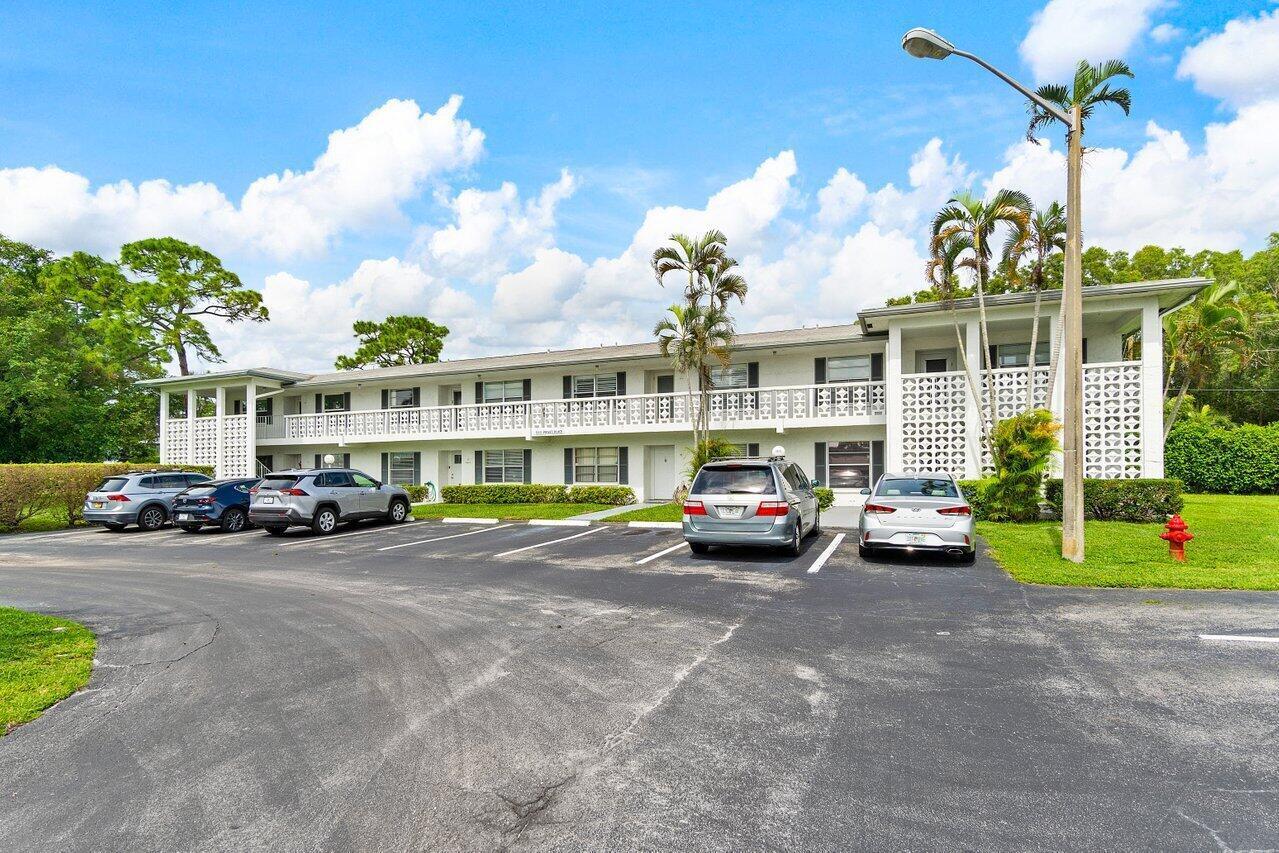 5010 Privet Place, Unit 101 Delray Beach, FL 33484 - Photo 25 of 29 002-5010PrivetPlace-DelrayBeach-FL-33484