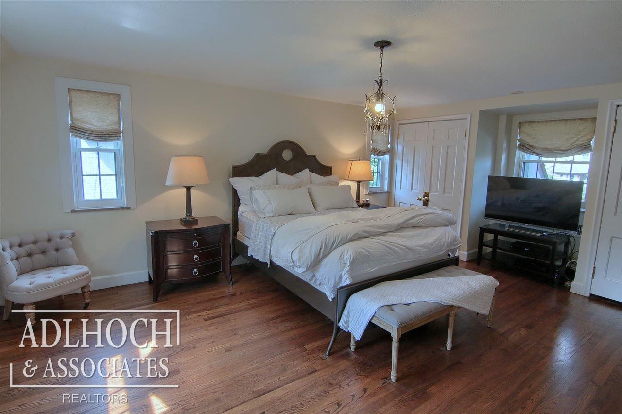 806 Pemberton Road Grosse Pointe, MI 48230 - Photo 11 of 27 50013929-11.JPG