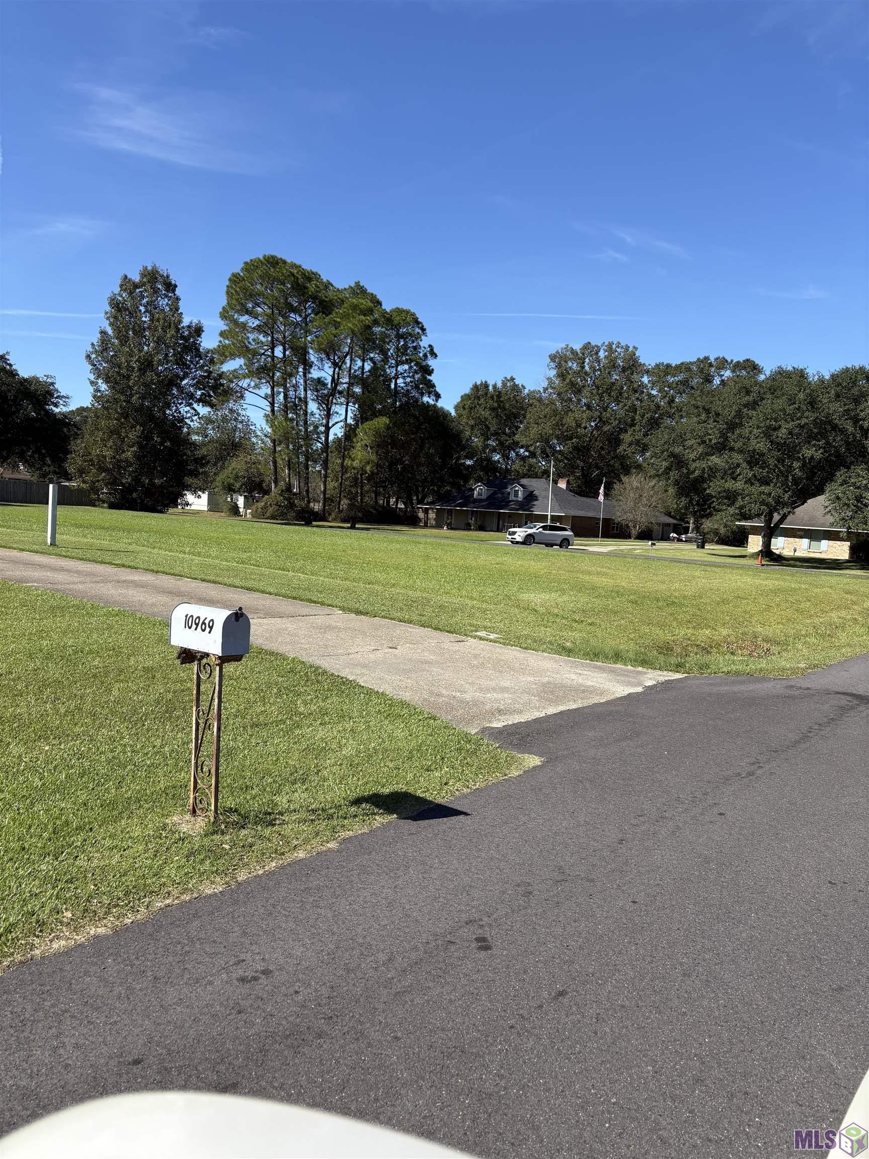 135 Tidecrest Drive Baton Rouge, LA 70811 - Photo 4 of 6