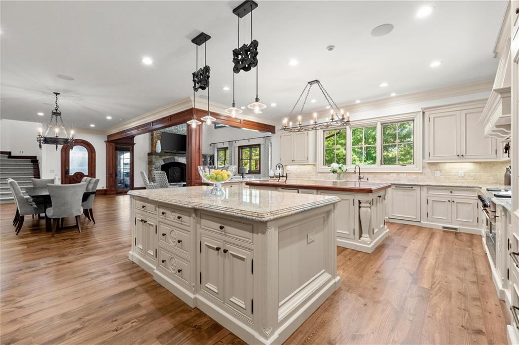 271 Pine Valley Road Southeast Marietta, GA 30067 - Photo 9 of 76