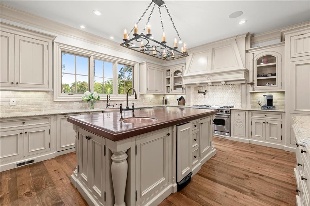 271 Pine Valley Road Southeast Marietta, GA 30067 - Photo 10 of 76