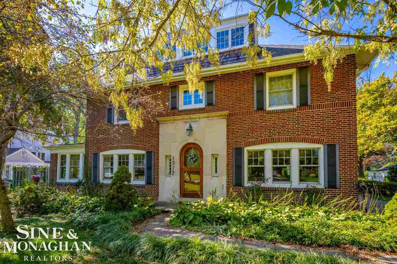 1377 Devonshire Road Grosse Pointe, MI 48230 - Photo 1 of 40 50059923.JPG