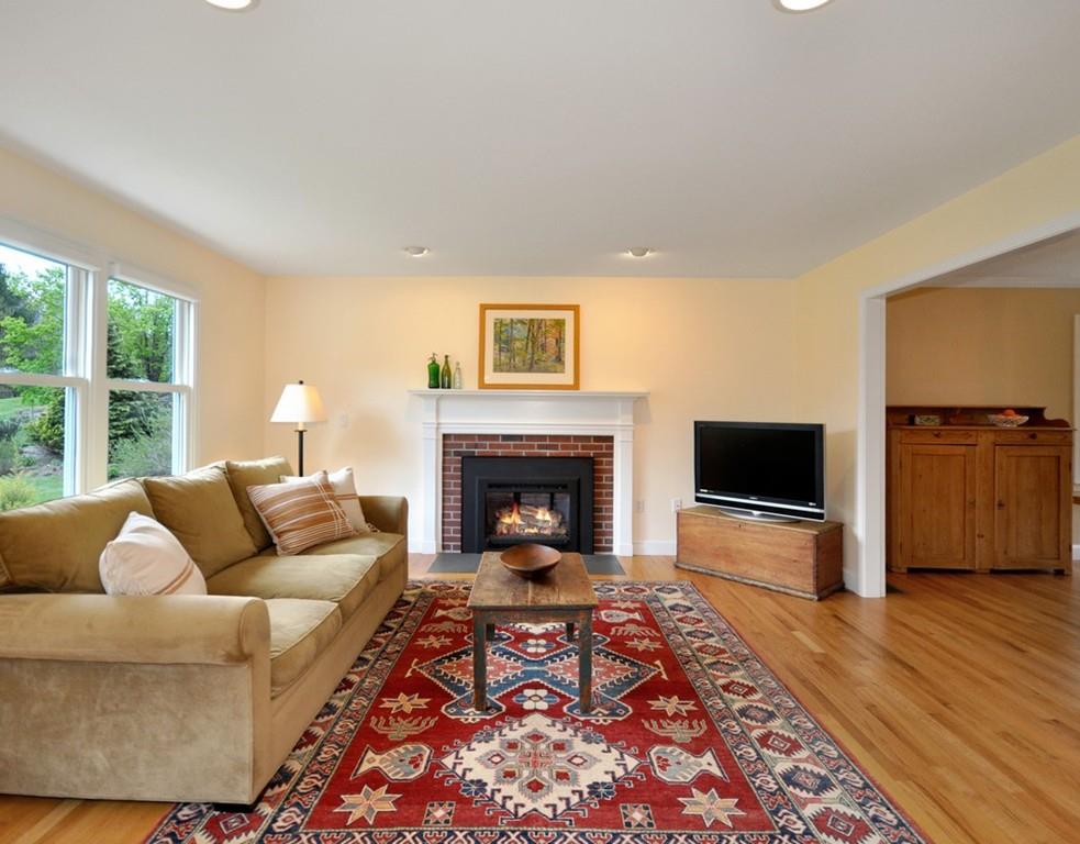 395 Hill Road Boxborough, MA 01719 - Photo 9 of 27