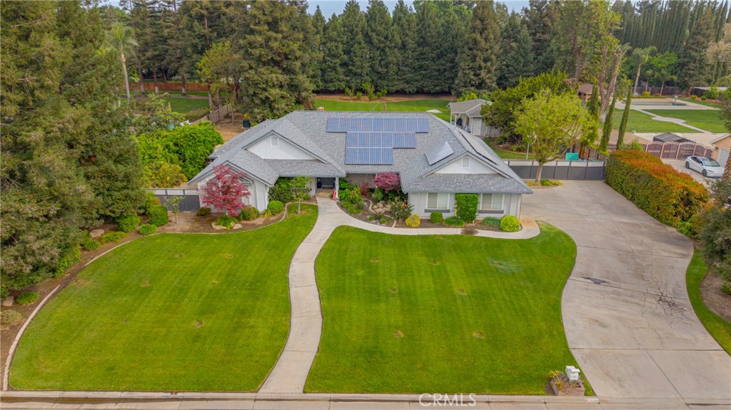 2501 Lecco Way Merced, CA 95340 - Photo 8 of 59