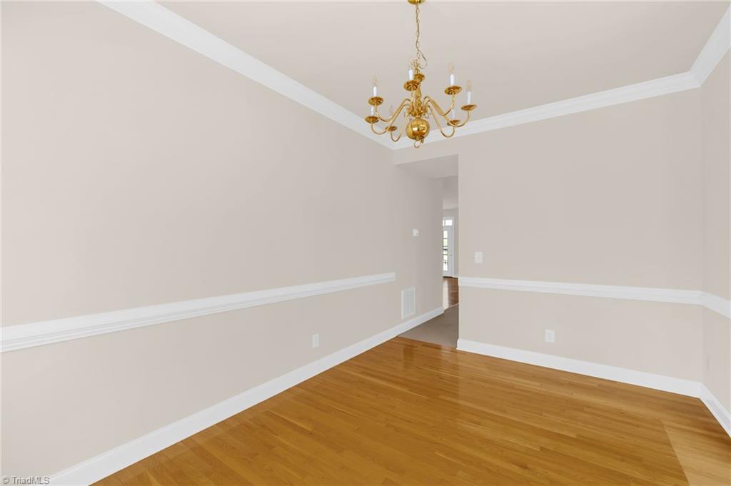 4273 Harbor Ridge Drive Greensboro, NC 27406 - Photo 16 of 42 Dining