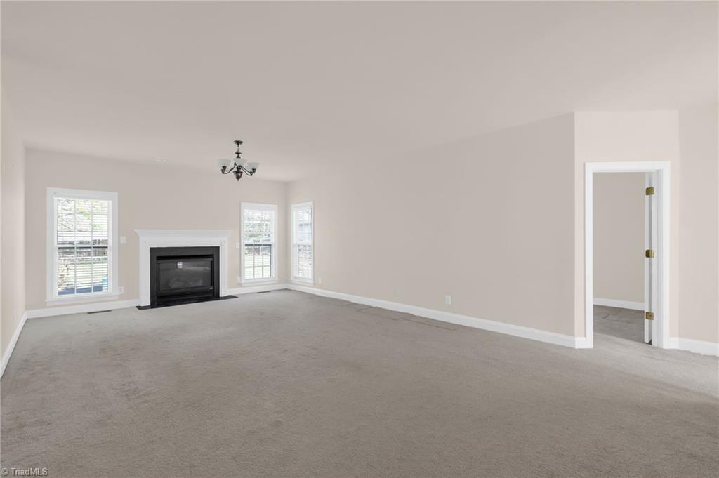 4273 Harbor Ridge Drive Greensboro, NC 27406 - Photo 18 of 42 Great Room