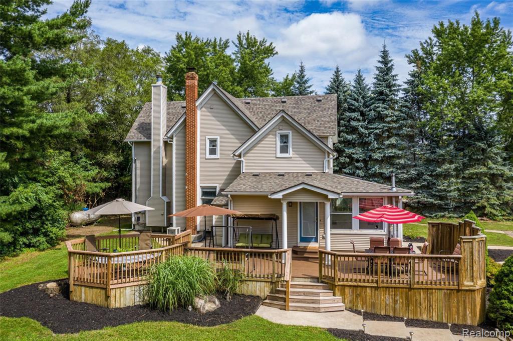 11136 Clyde Road Fenton, MI 48430 - Photo 56 of 70