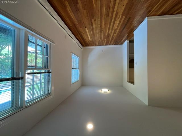 86 Shore Road, Unit A1 Port Washington, NY 11050 - Photo 4 of 10