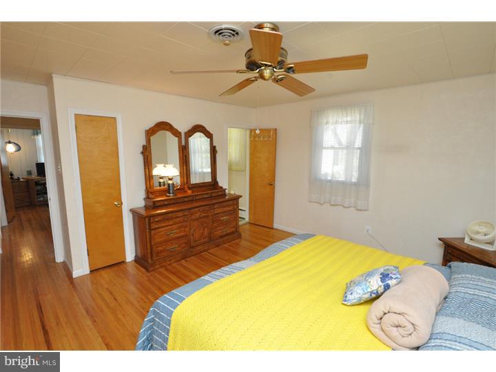 2410 Riverton Road Cinnaminson, NJ 08077 - Photo 12 of 23 Gallery Image 12