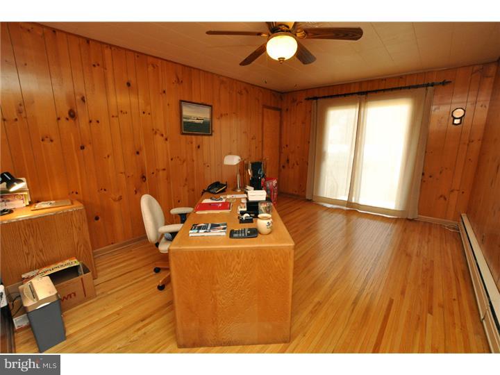 2410 Riverton Road Cinnaminson, NJ 08077 - Photo 15 of 23 Gallery Image 15