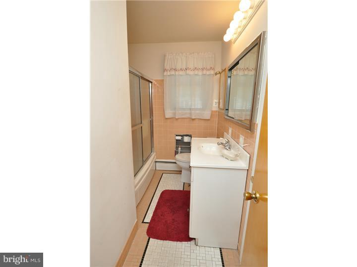 2410 Riverton Road Cinnaminson, NJ 08077 - Photo 17 of 23 Gallery Image 17