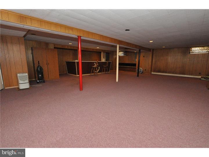 2410 Riverton Road Cinnaminson, NJ 08077 - Photo 18 of 23 Gallery Image 18
