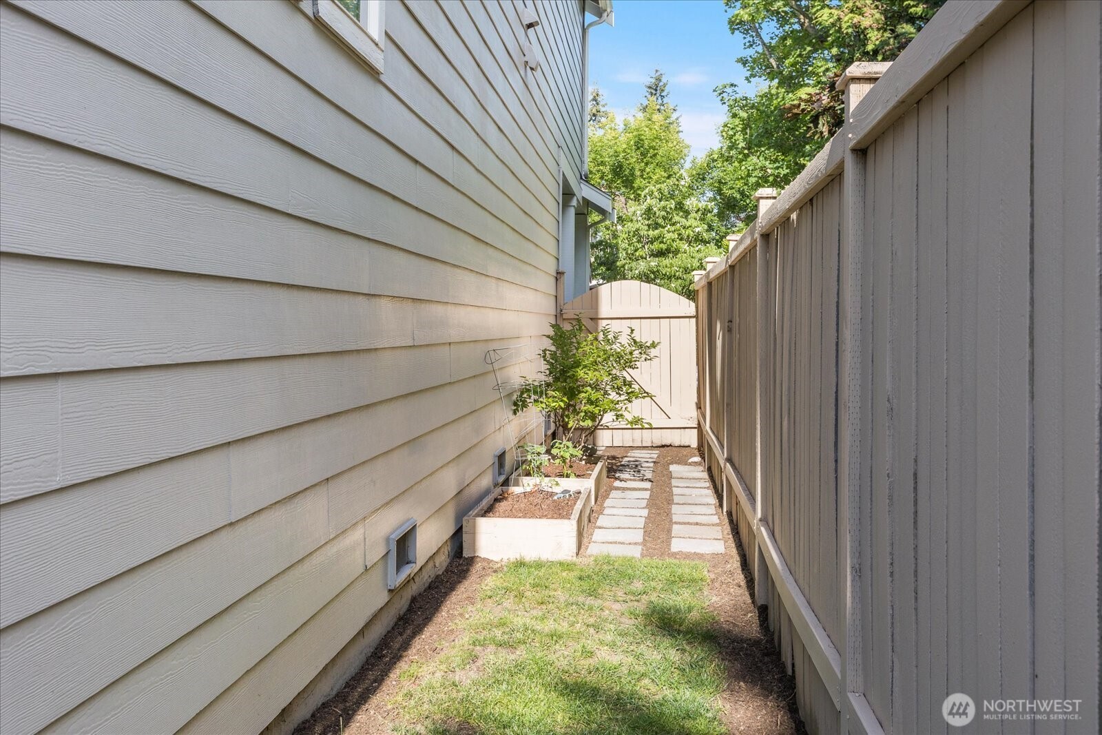 16118 35th Drive Southeast Bothell, WA 98012 - Photo 32 of 38