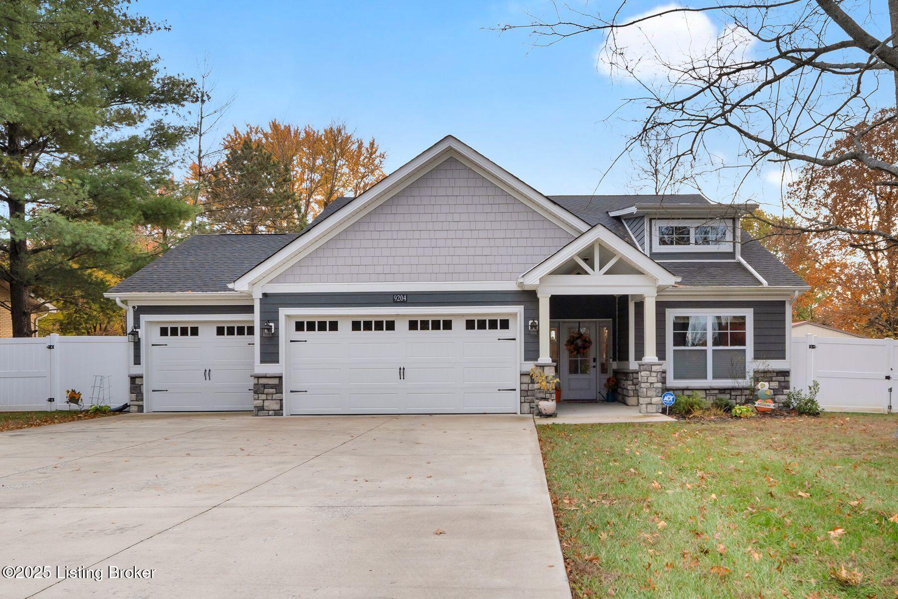 9204 Fairground Road Louisville, KY 40291 - Photo 1 of 43 photo_online_000