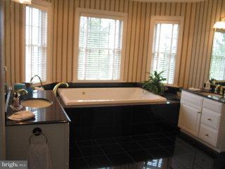 54 South Oak Street Lititz, PA 17543 - Photo 16 of 20