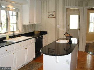 54 South Oak Street Lititz, PA 17543 - Photo 10 of 20
