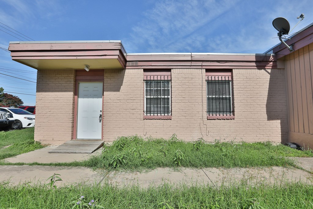 3313 East 12th Street, Unit A Austin, TX 78721 - Photo 1 of 1