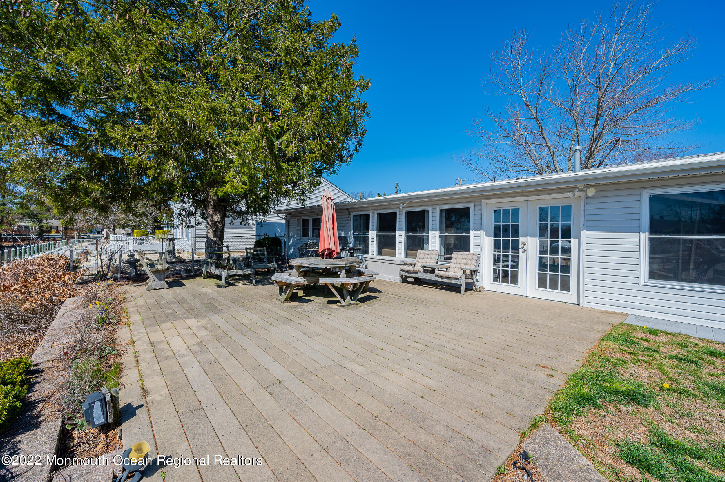 106 Whippany Road Barnegat, NJ 08005 - Photo 3 of 29 Back 3