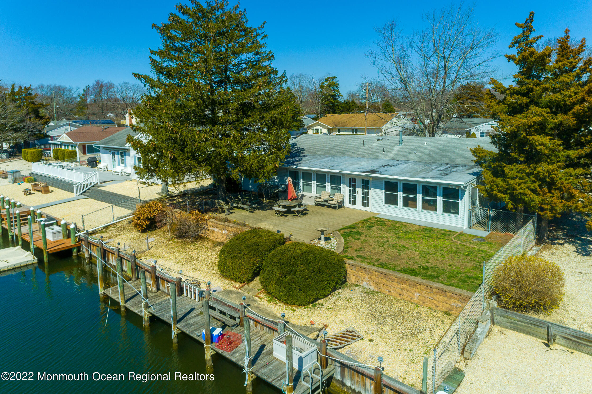 106 Whippany Road Barnegat, NJ 08005 - Photo 4 of 29 Back 4
