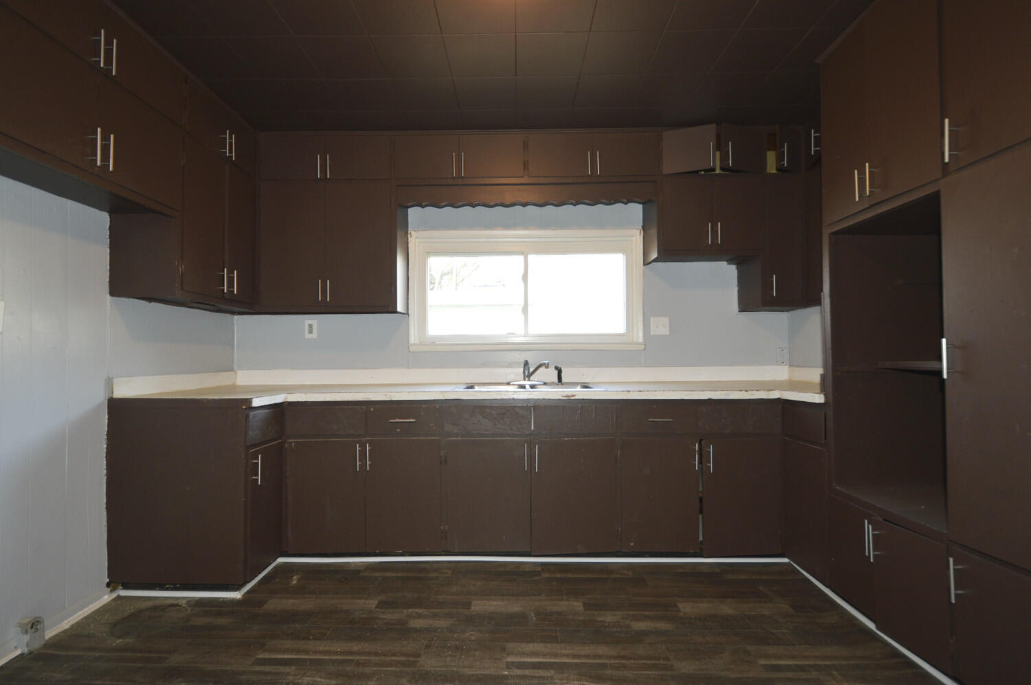 117 East Cecil Street Springfield, OH 45504 - Photo 26 of 27