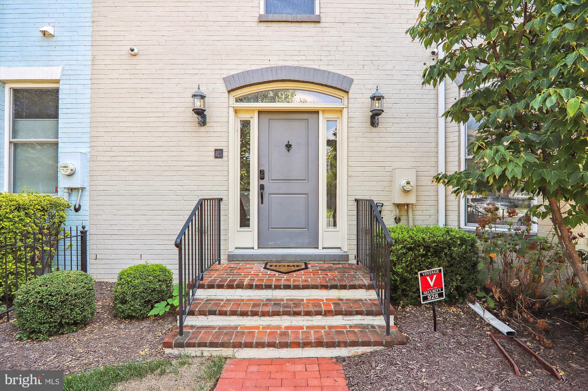 926 3rd Street Southeast Washington, DC 20003 - Photo 2 of 64 Welcome Home