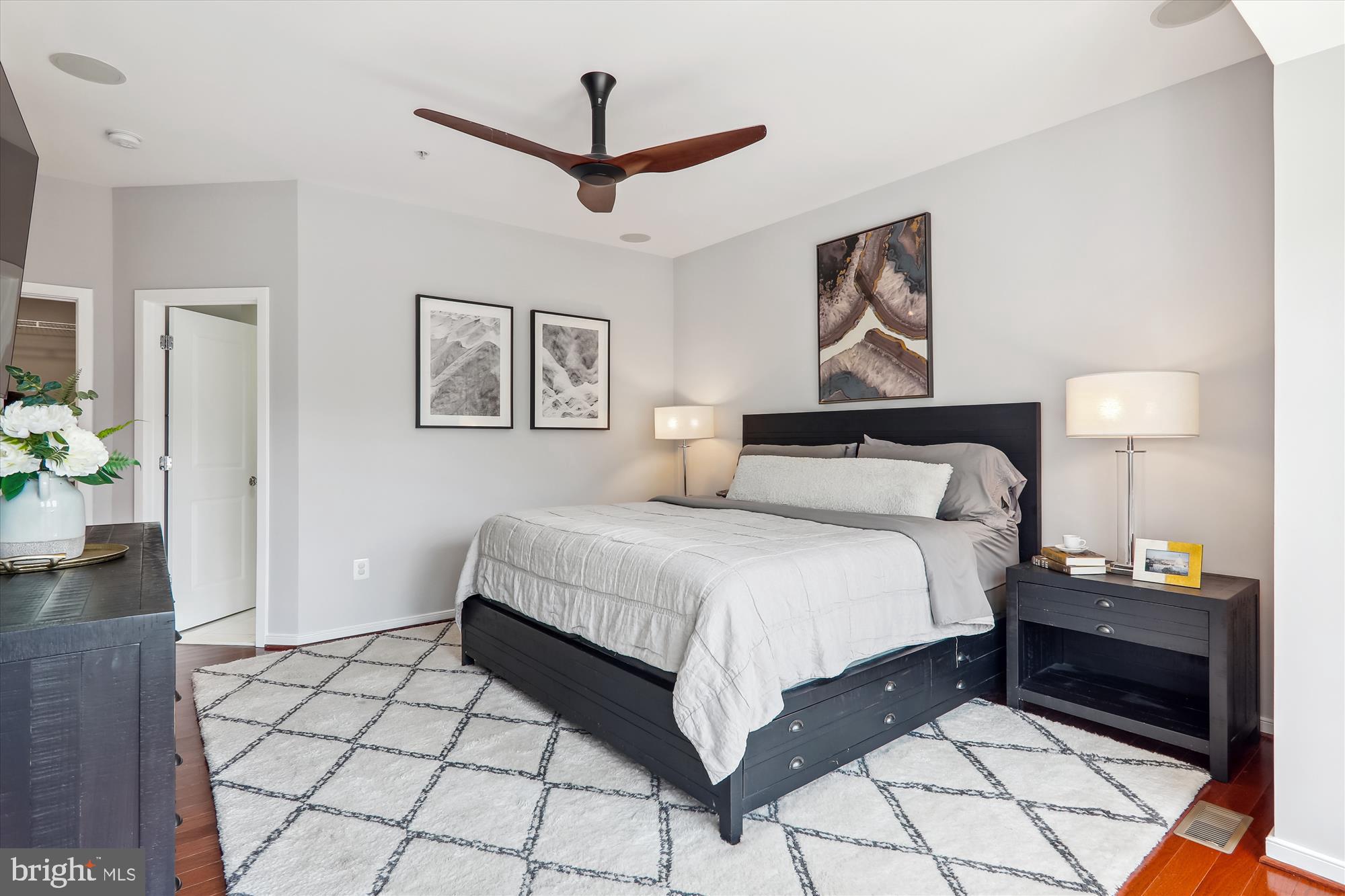 926 3rd Street Southeast Washington, DC 20003 - Photo 37 of 64 Primary Bedroom with En-suite Bathroom