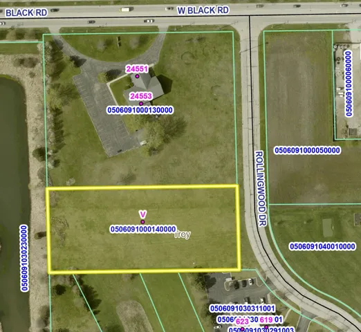 a sign that is on the wall