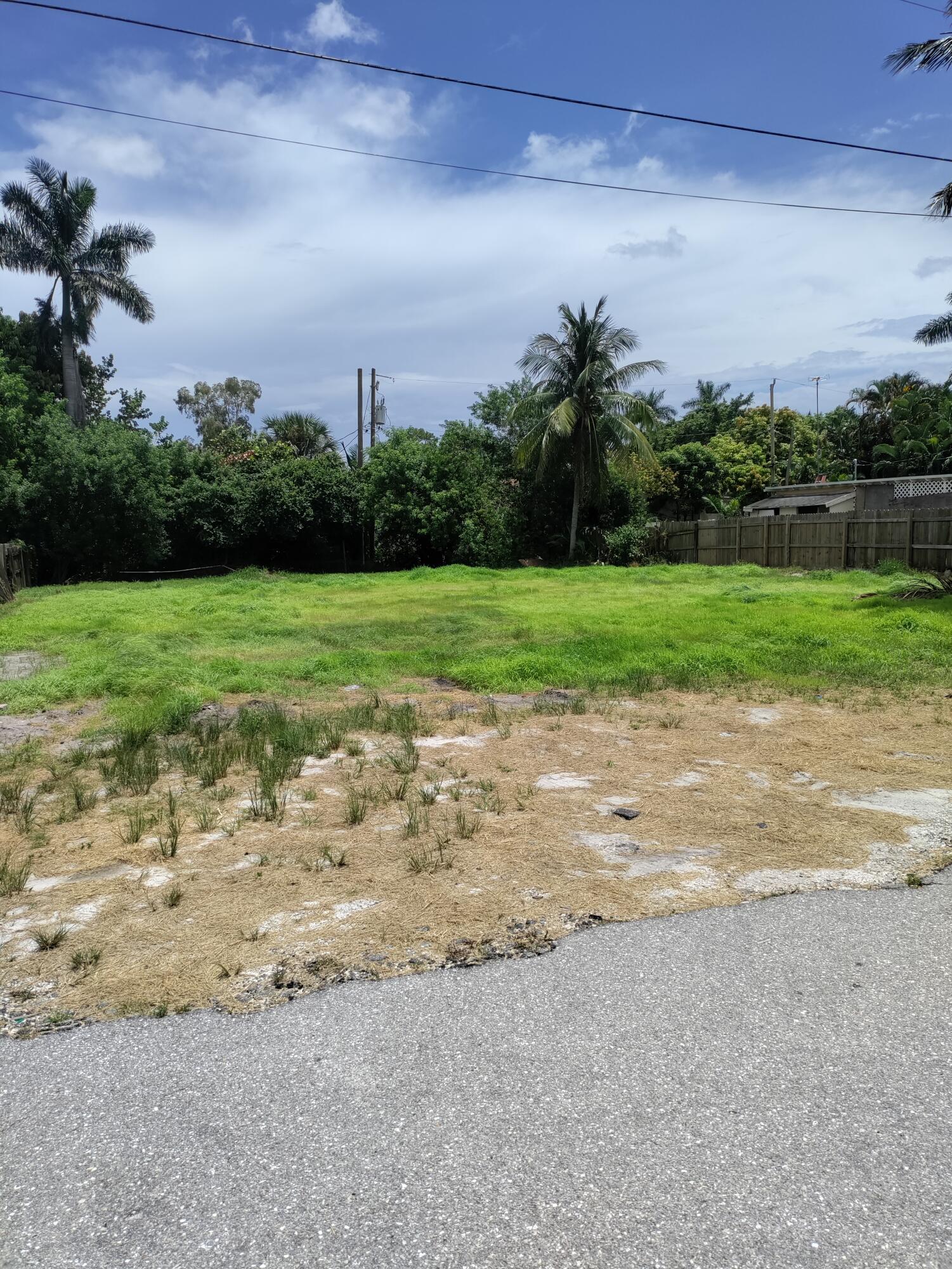 3022 Ford Road Palm Springs, FL 33461 - Photo 2 of 2 IMG_20230813_131217