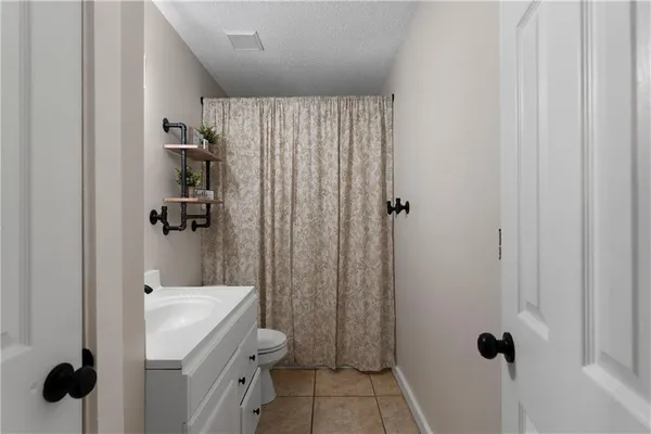 $257,900 | 352 Buck Boulevard Southeast, Calhoun, GA 30701