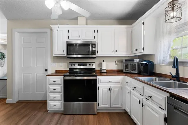 $257,900 | 352 Buck Boulevard Southeast, Calhoun, GA 30701