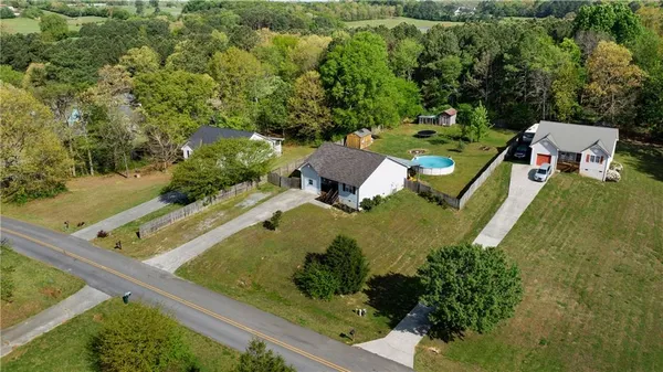 $257,900 | 352 Buck Boulevard Southeast, Calhoun, GA 30701