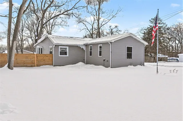$215,000 | 110 Ontario Road, Niles, MI 49120