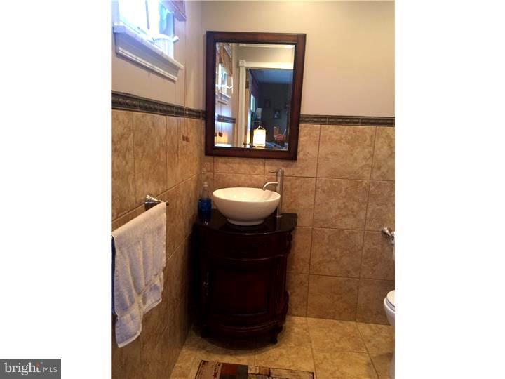 11700 Corry Road Philadelphia, PA 19154 - Photo 19 of 24 Gallery Image 19
