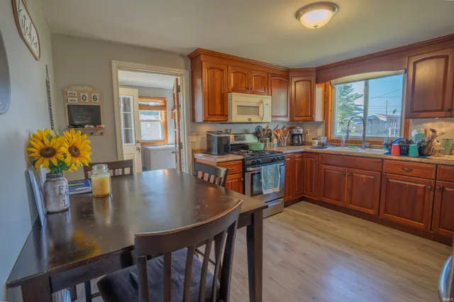 $148,000 | 1011 North Agnew Street, Winamac, IN 46996