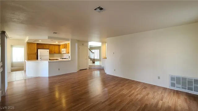 $2,298 | 2728 Renwick Circle, Las Vegas, NV 89117