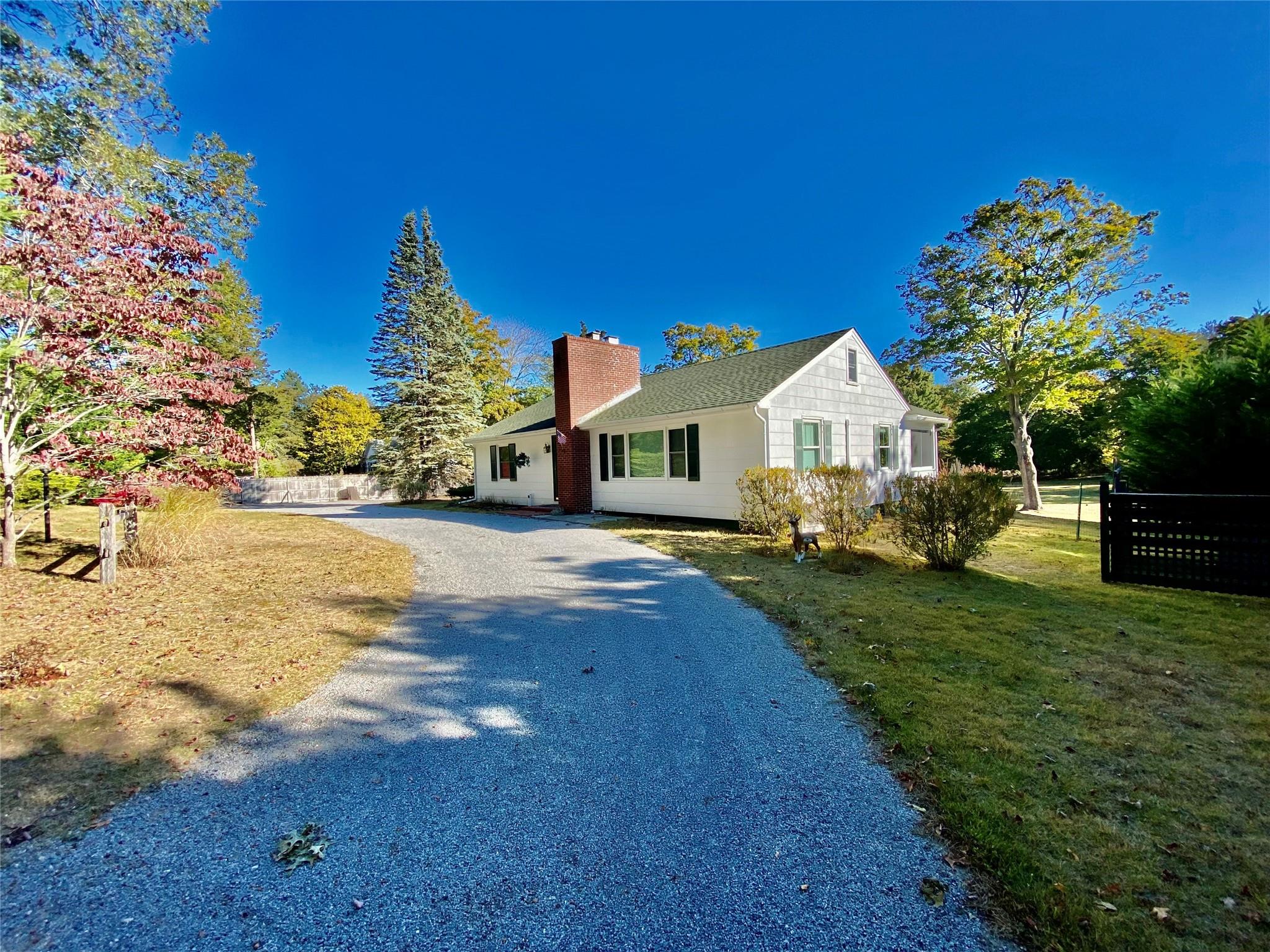 3825 South Harbor Road Southold, NY 11971 - Photo 13 of 15 View of front of house featuring a front yard