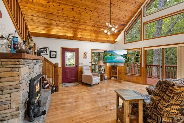 $399,900 | 257 Woodland Lane, Hayesville, NC 28904