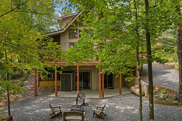 $399,900 | 257 Woodland Lane, Hayesville, NC 28904