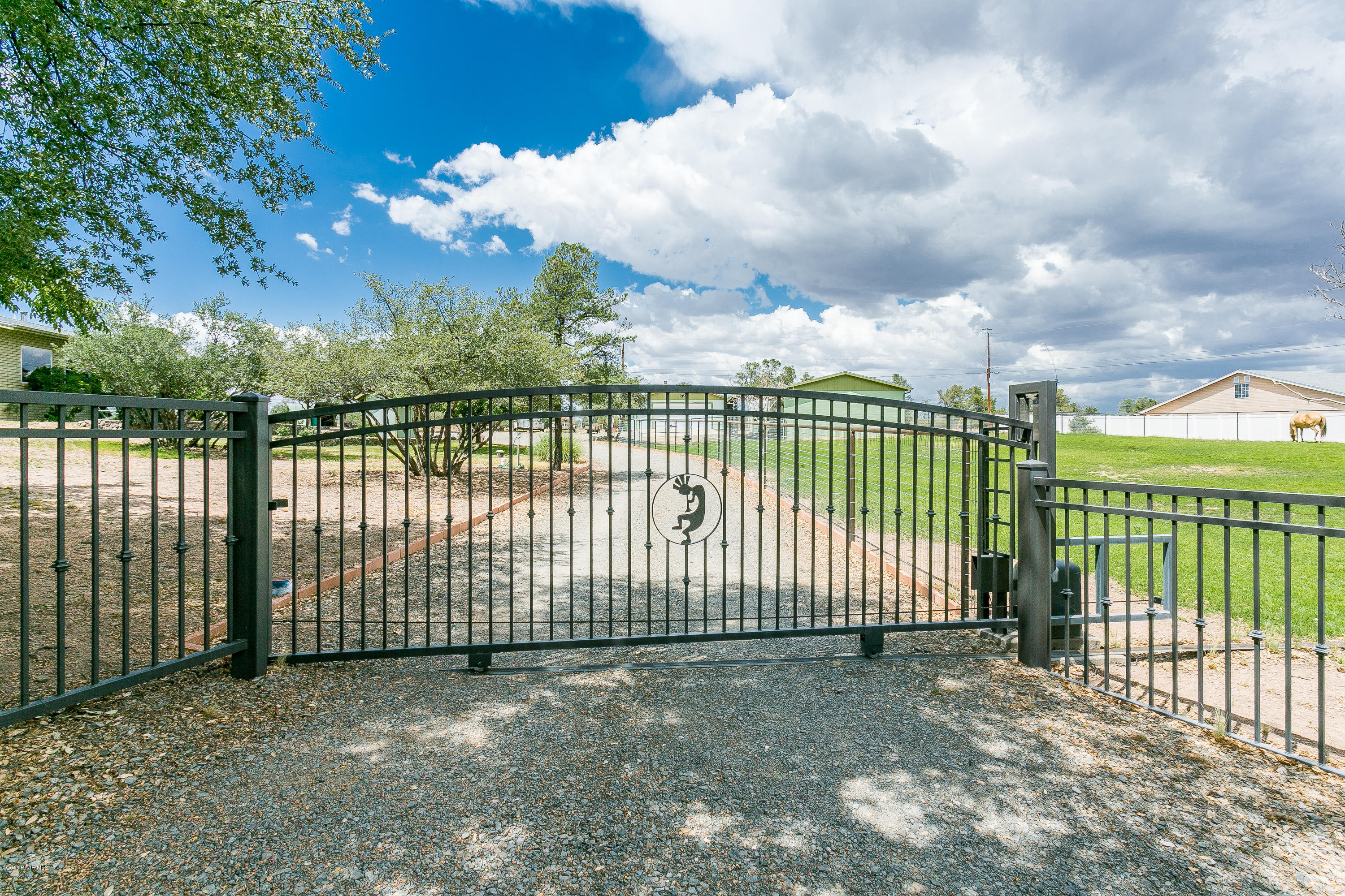 1520 West Oneal Road Prescott, AZ 86305 - Photo 1 of 24 001_Approach