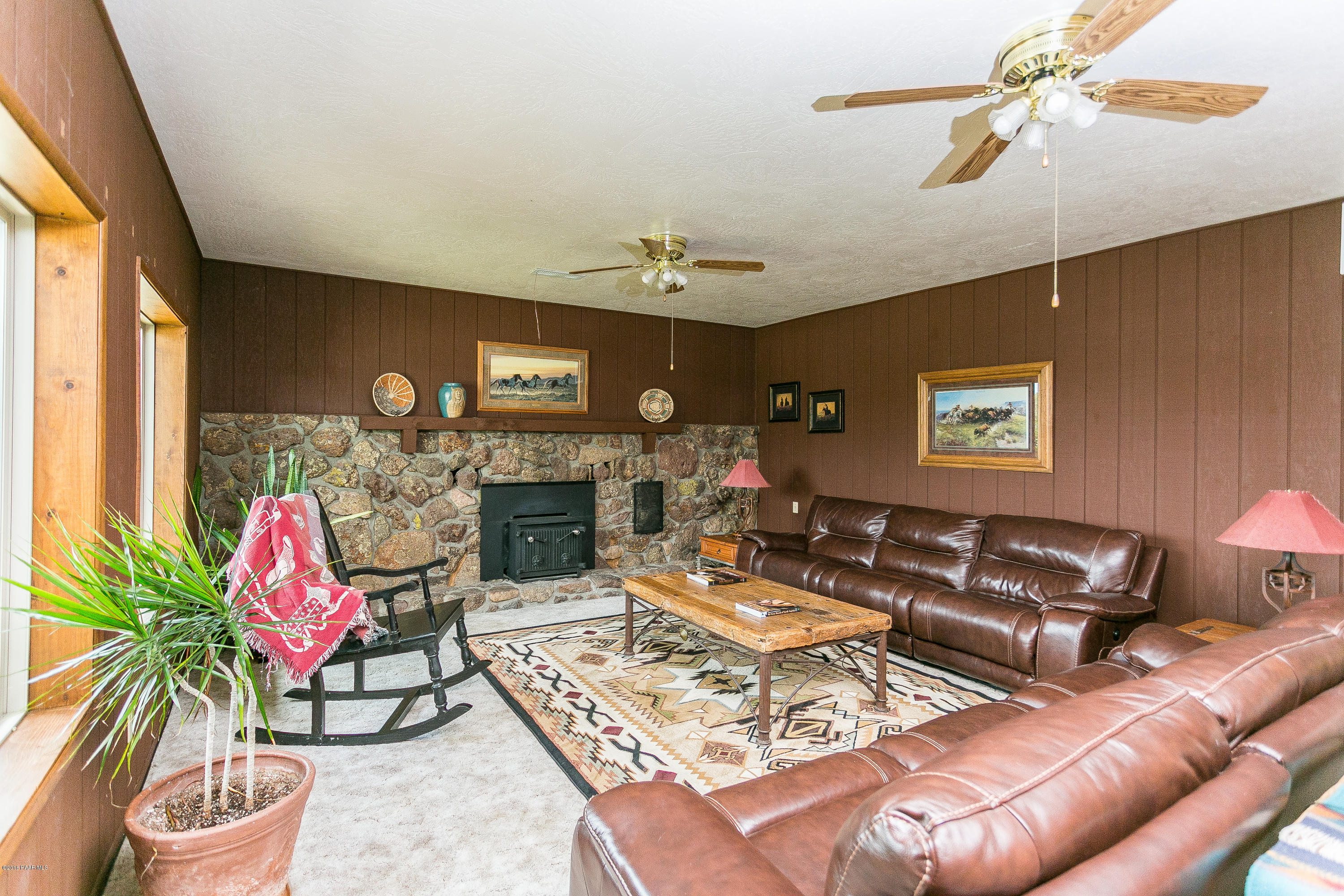 1520 West Oneal Road Prescott, AZ 86305 - Photo 4 of 24 006_Living Room