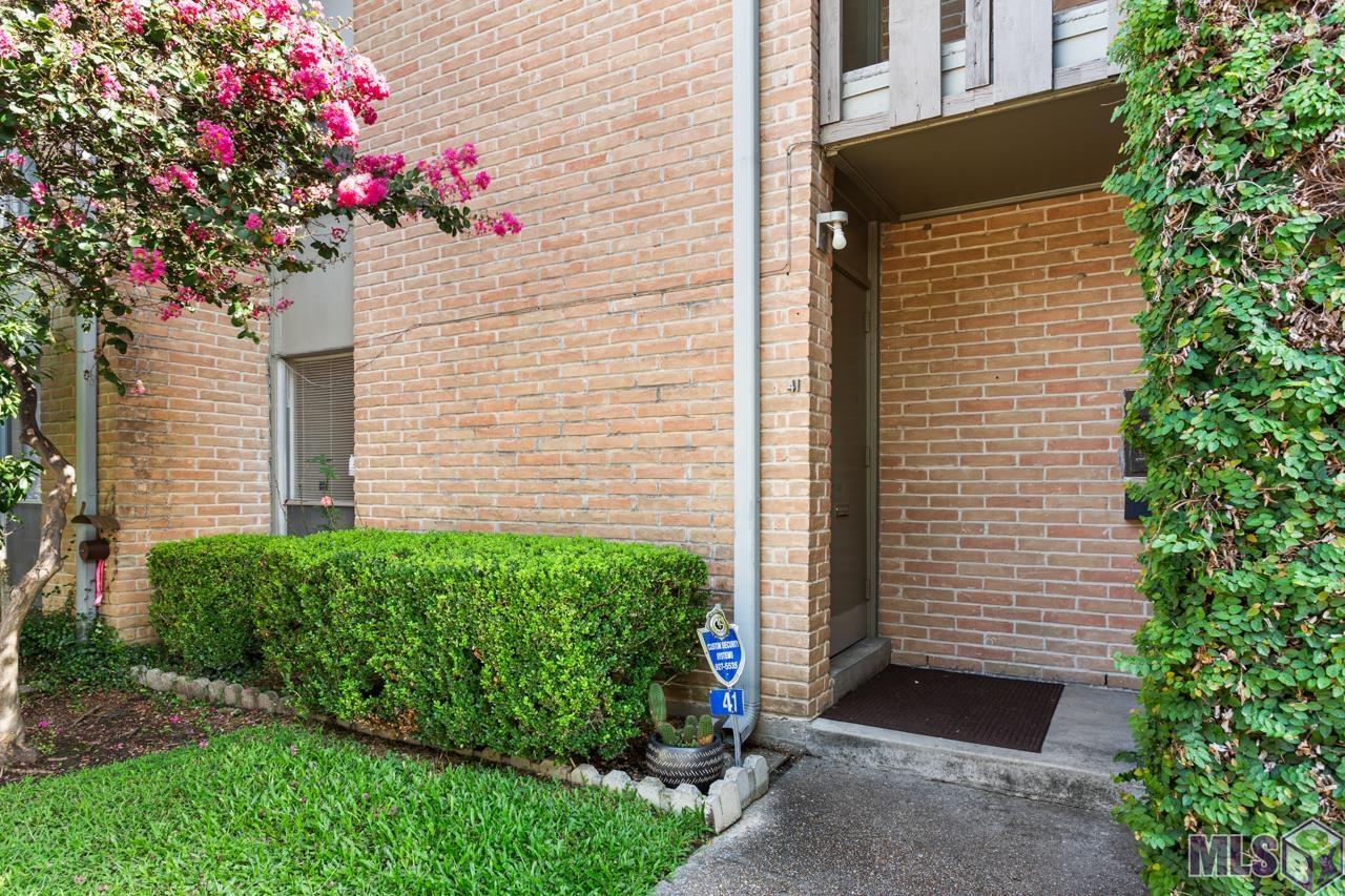 2800 July Street, Unit 41 Baton Rouge, LA 70808 - Photo 1 of 10 Lake Crest Condos-Unit 41