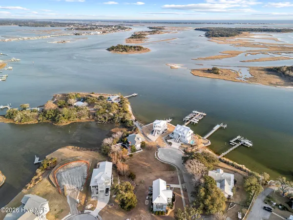 $420,000 | 221 Deer Island Road, Swansboro, NC 28584