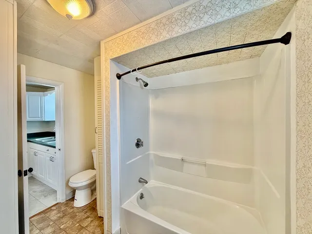 $3,200 | 107 A Lincoln Avenue, Unit 107, Quincy, MA 02170