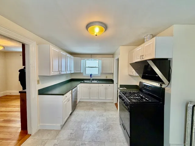 $3,200 | 107 A Lincoln Avenue, Unit 107, Quincy, MA 02170