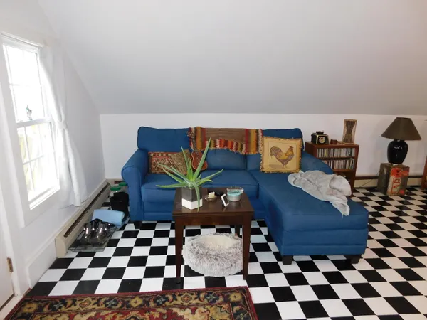 $282,500 | 25 Central Street, Ellsworth, ME 04605