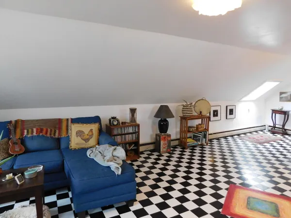 $282,500 | 25 Central Street, Ellsworth, ME 04605