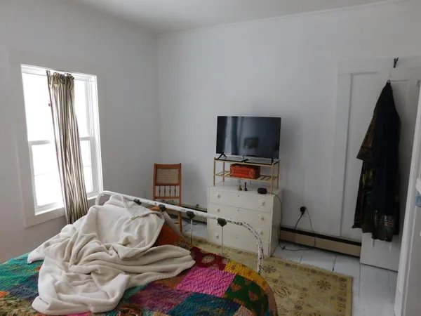 $282,500 | 25 Central Street, Ellsworth, ME 04605