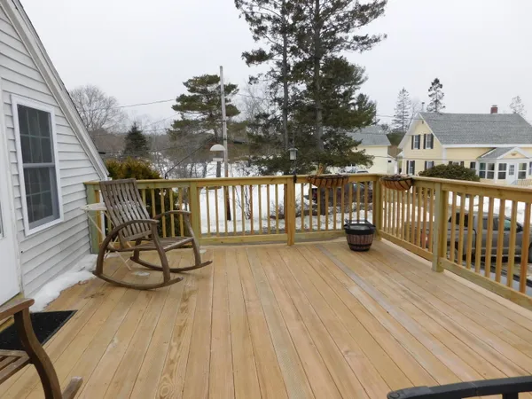 $282,500 | 25 Central Street, Ellsworth, ME 04605