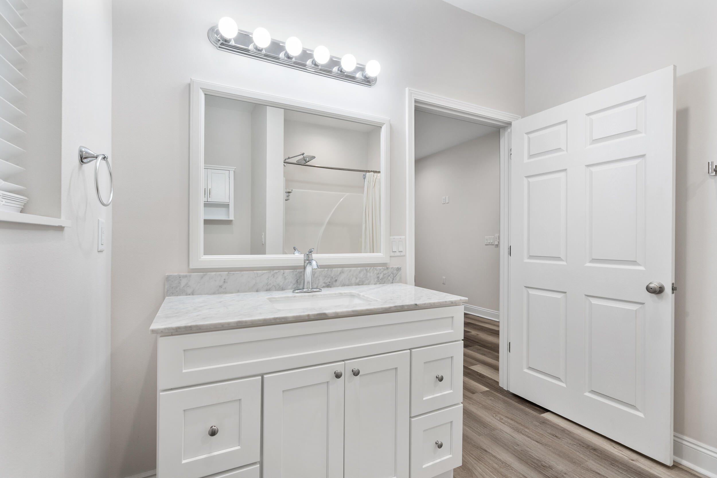 183 Indian Woman Road Santa Rosa Beach, FL 32459 - Photo 14 of 27 Primary Bath with Vanity