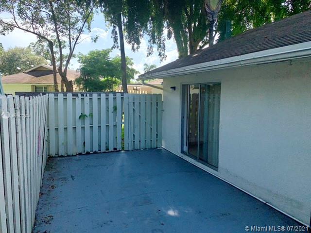 3625 East Forge Road, Unit 29 Davie, FL 33328 - Photo 12 of 15 Gallery Image 12